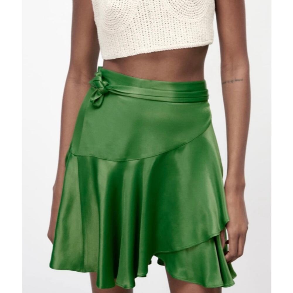 Zara Mini Wrap Skirt Women’s Green Satin Tie Waist Ruffle Fairy Core Medium NWT
